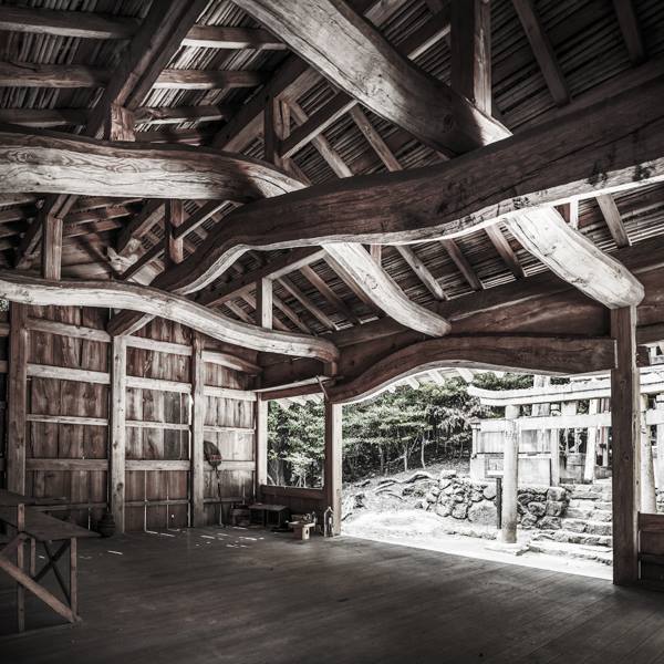 [Image: minka-japan-farmhouse.jpg]
